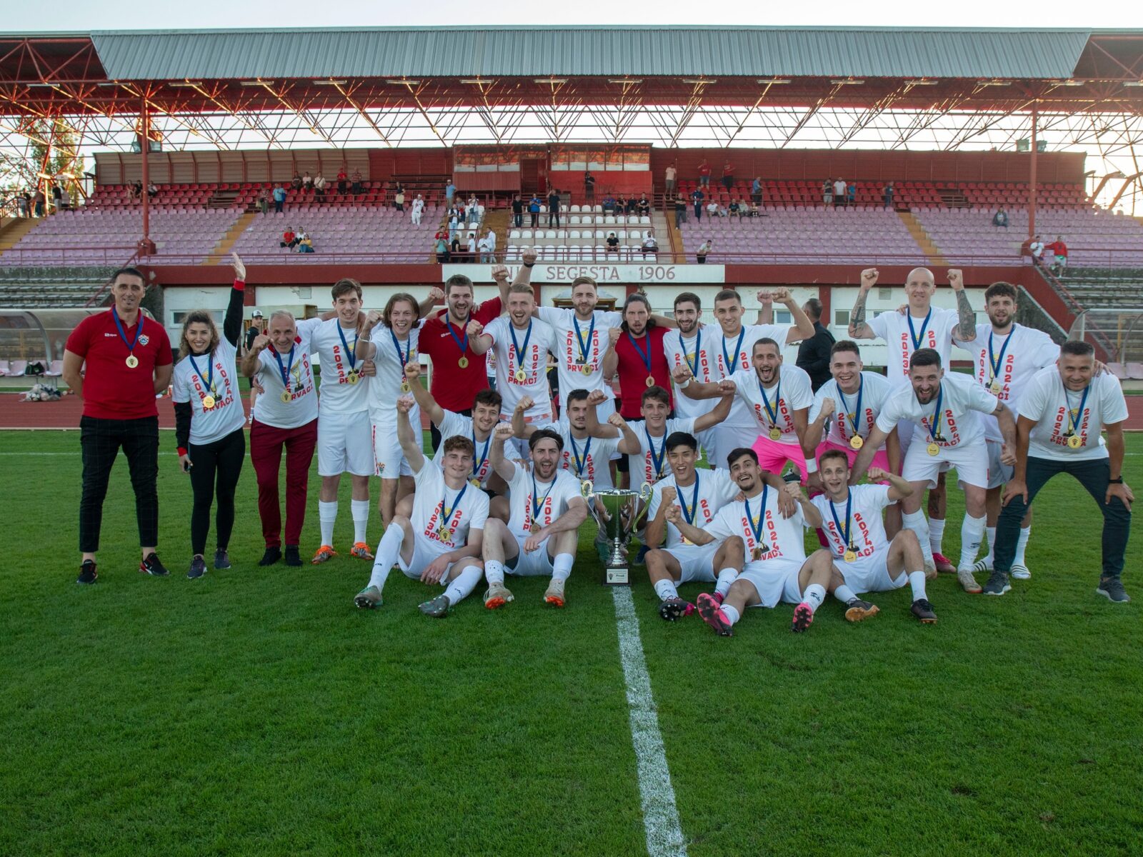 Gradski stadion 01 - Športsko-rekreacijski centar Sisak
